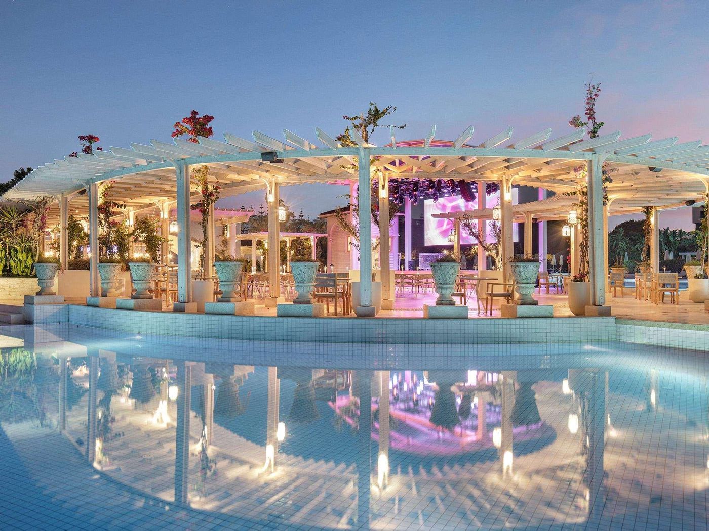 Ela-Excellence-Resort-Belek-Pool-13