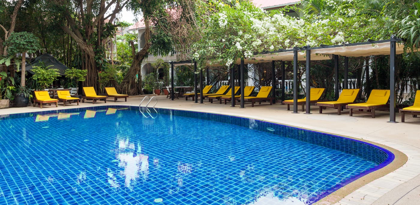 Tropica-Bungalow-Hotel-Pool-5