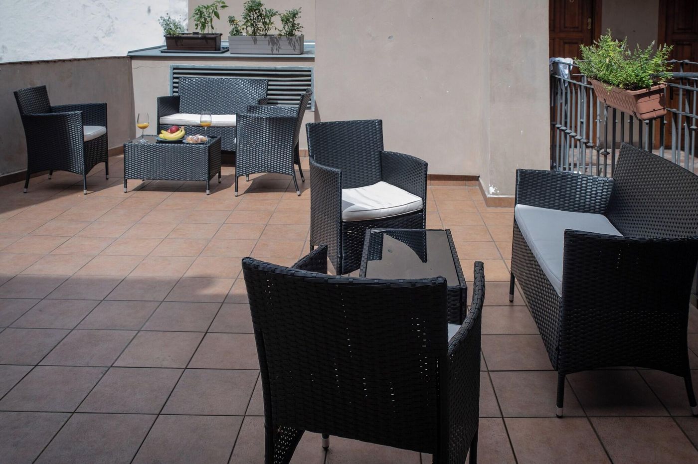 Boutique-Apartments-White-Swan-Terrace-71