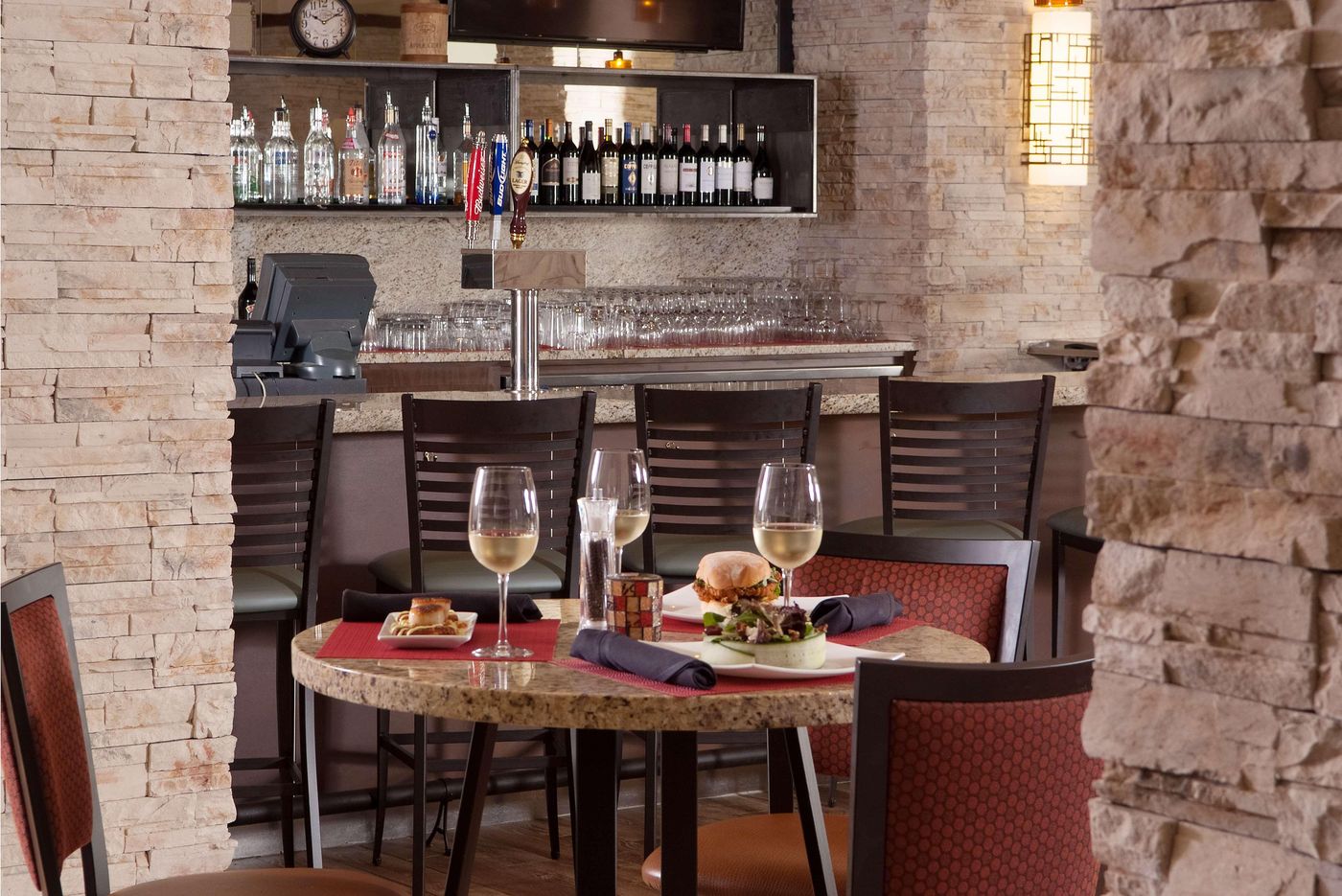 Embassy Suites by Hilton Nashville Airport-United States-NASHVILLE-General view-6