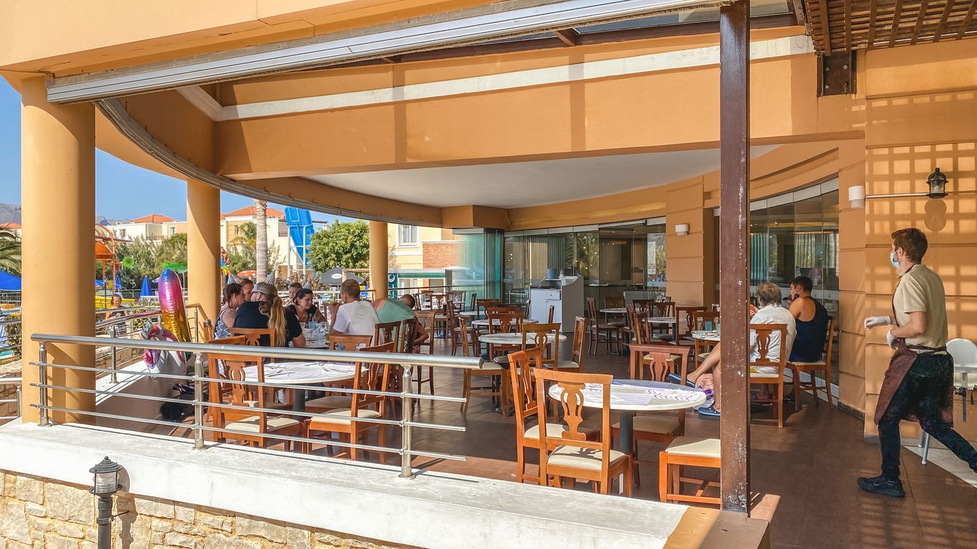 Chrispy-World-Restaurant-26