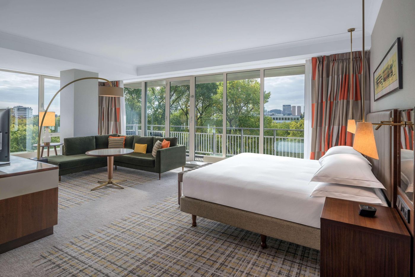 Hilton-Amsterdam-Room-11