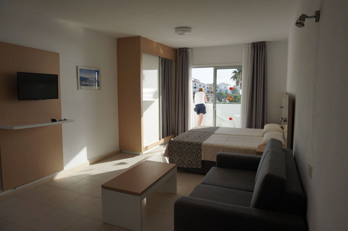 El Sombrero Apartments