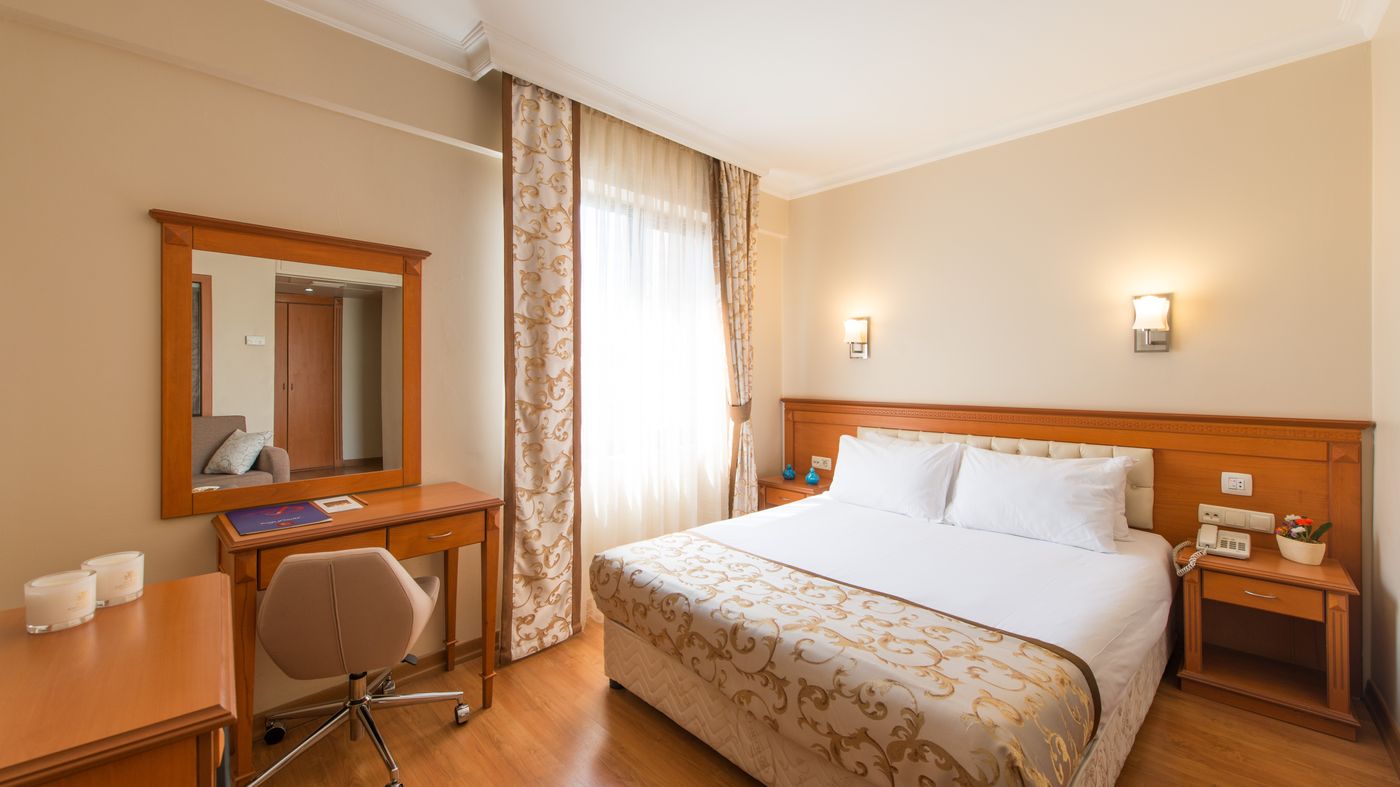 Prestige-Hotel-Old-City-Room-7