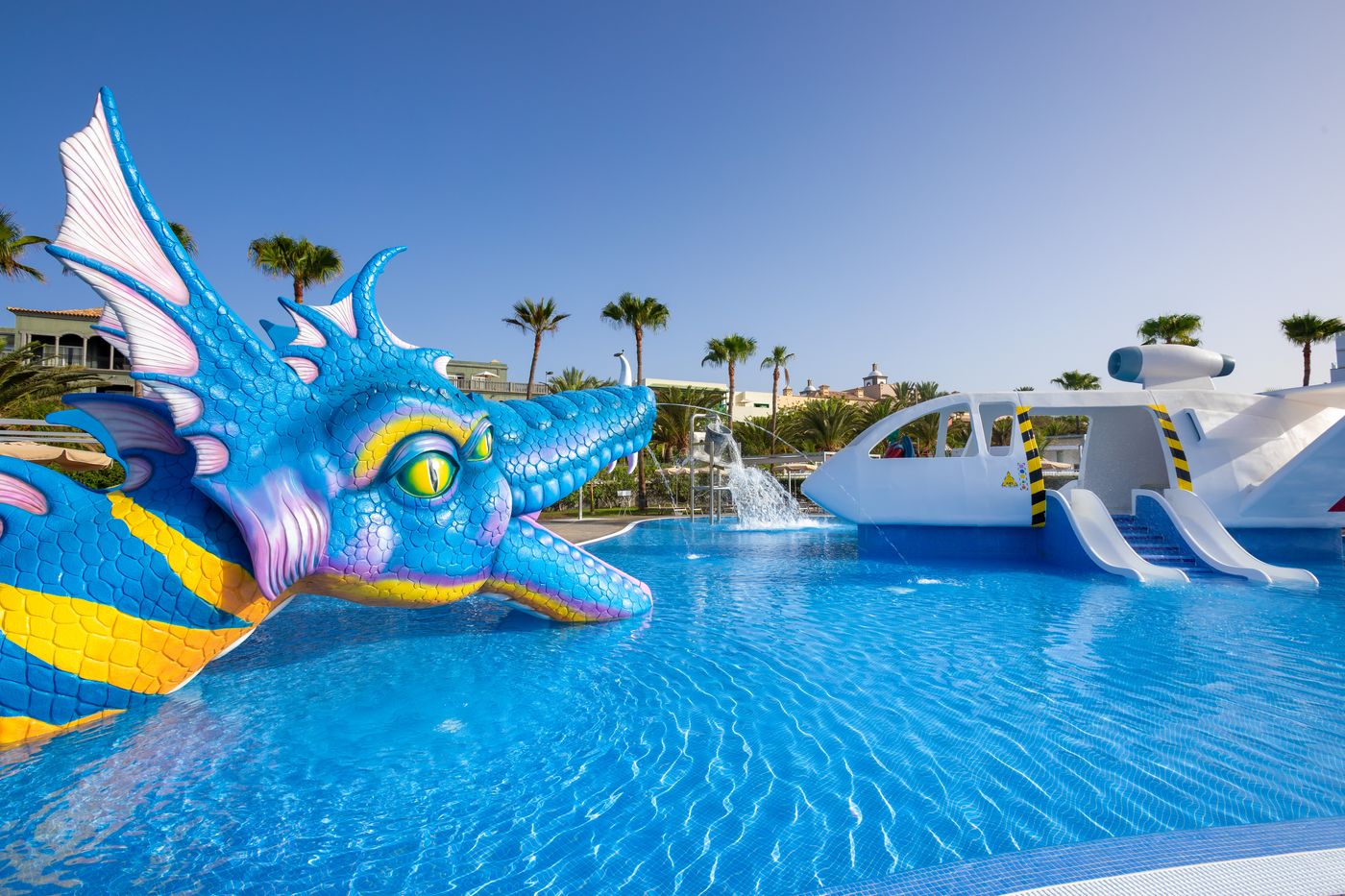Club-Hotel-Riu-Gran-Canaria-Pool-14