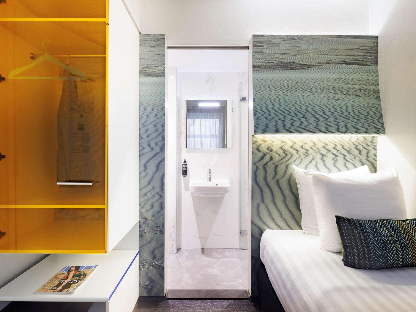 ibis-Styles-Amsterdam-Central-Station-Room-38