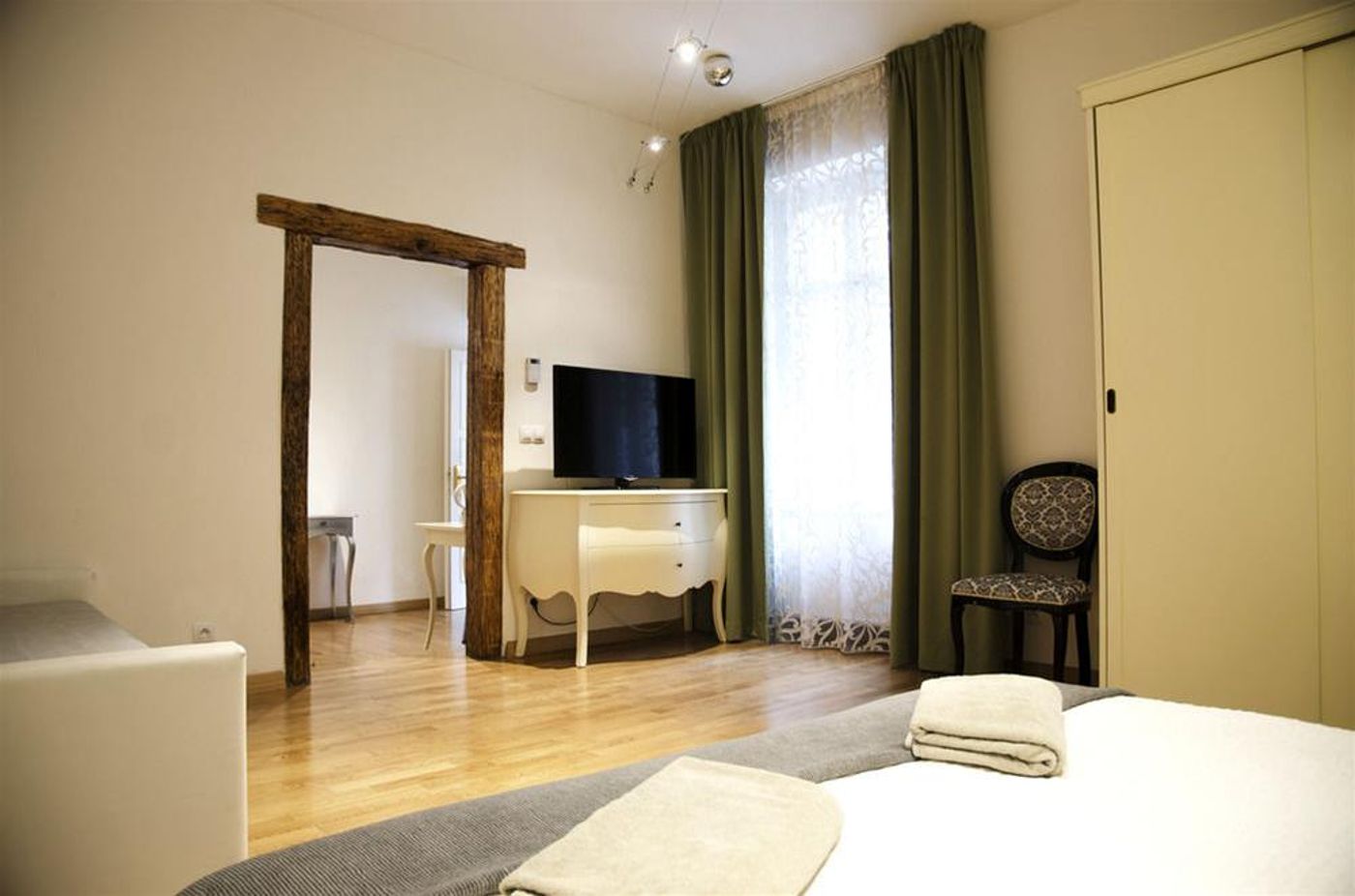Dolce Vita Suites Hotel-Czech Republic-PRAGA-General view-9