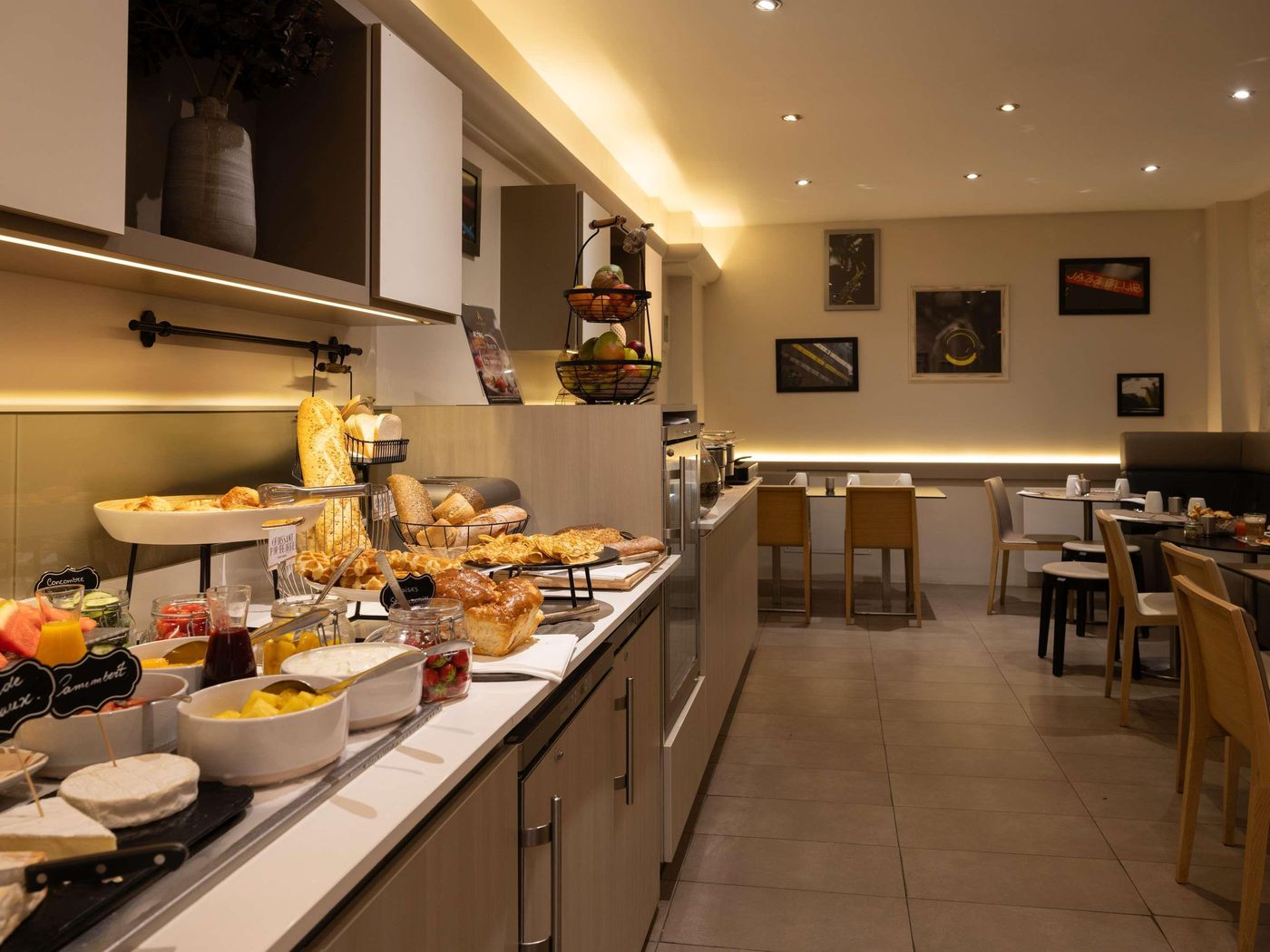 Mercure-Paris-Opera-Grands-Boulevards-General-view-60