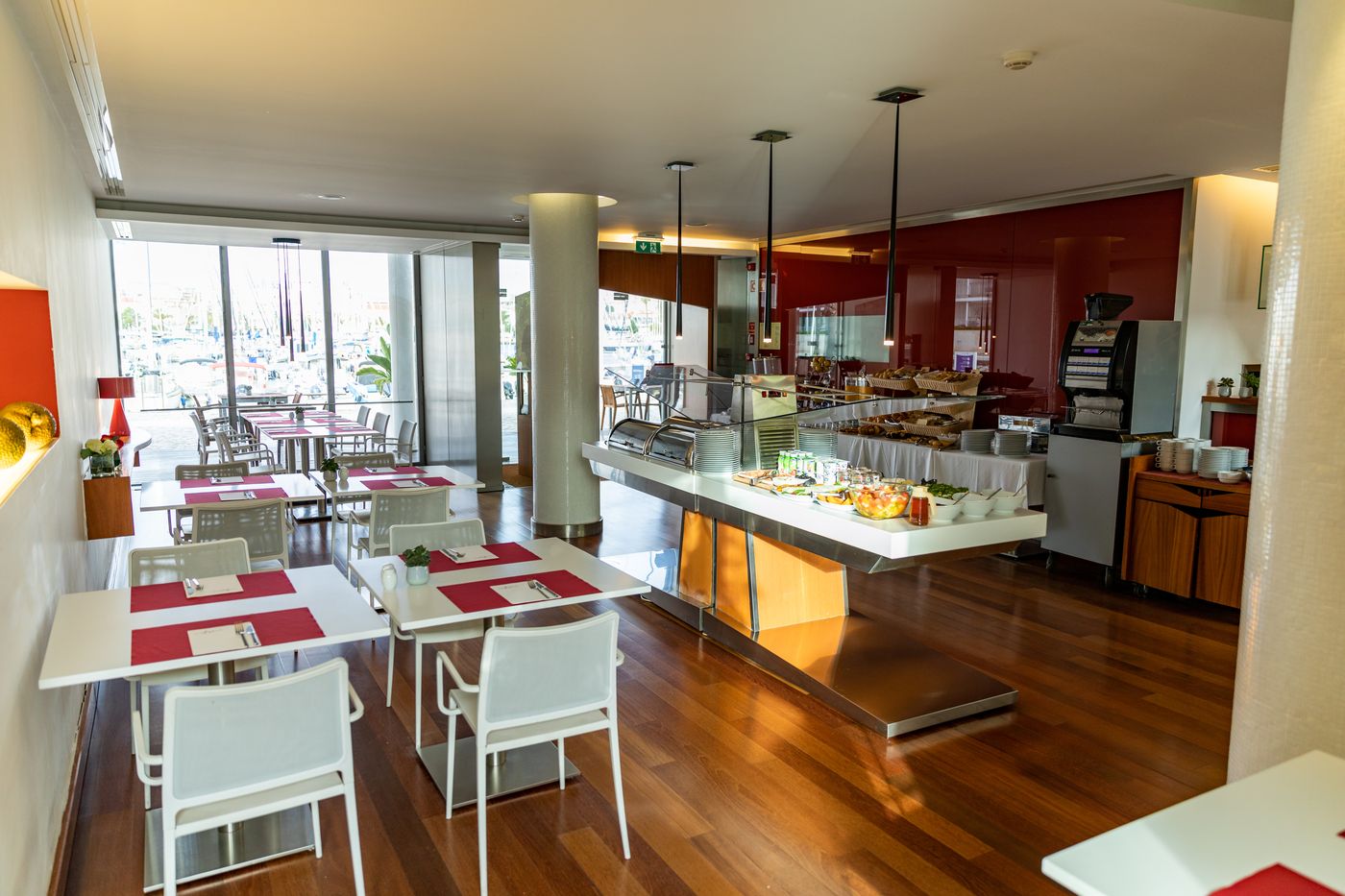 Marina-Club-II--Restaurant-31