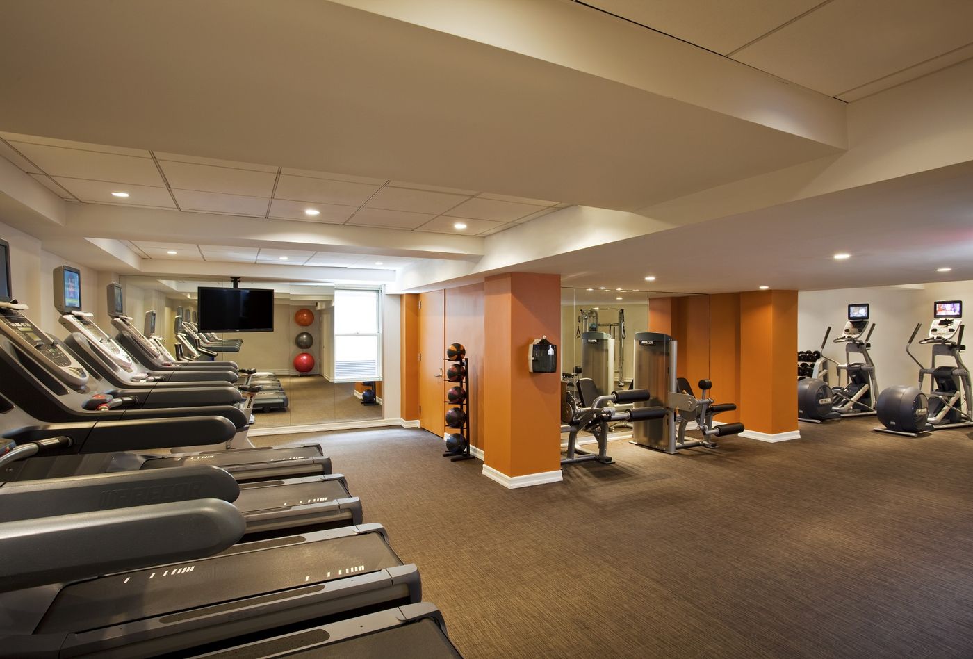 The-Lexington-Hotel--Autograph-Collection-Sports-and-Entertainment-62