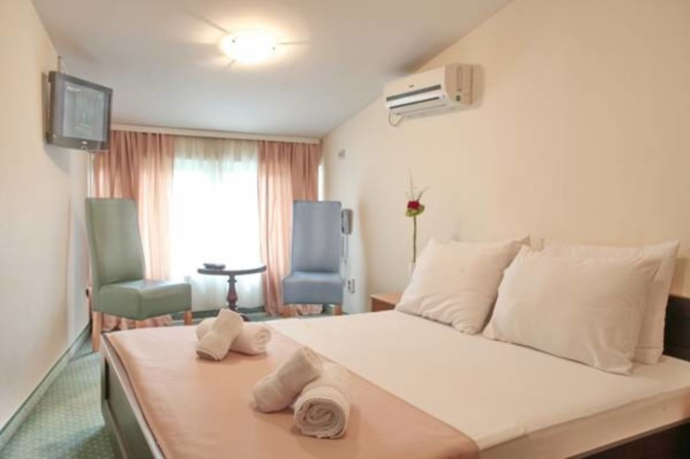 Happy Star Club-Serbia-BELGRAD-Room-7