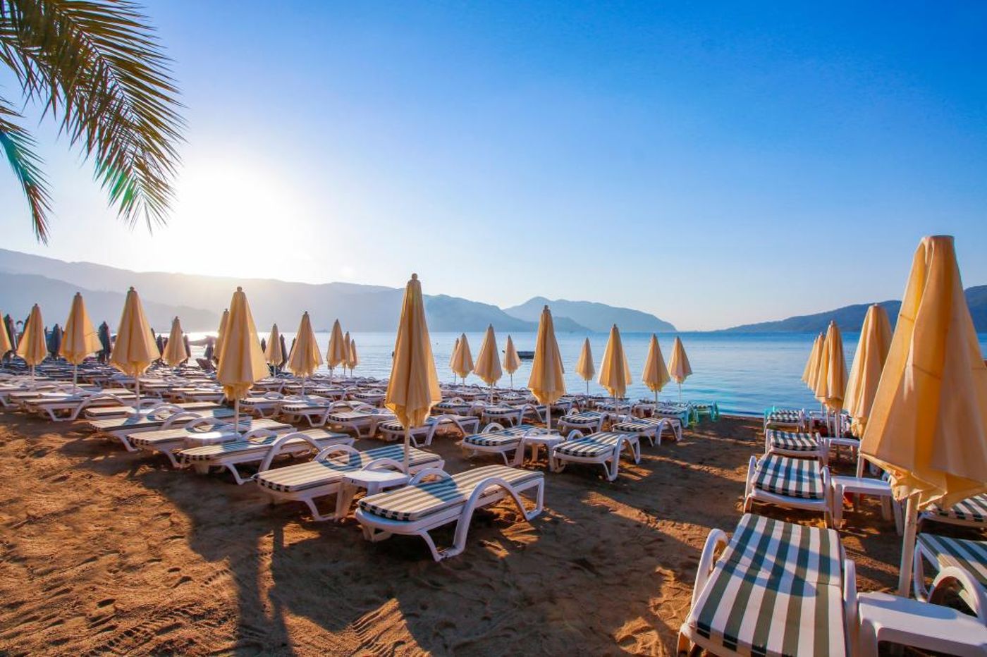 Aurasia Beach Hotel (ex Malibu Beach) 