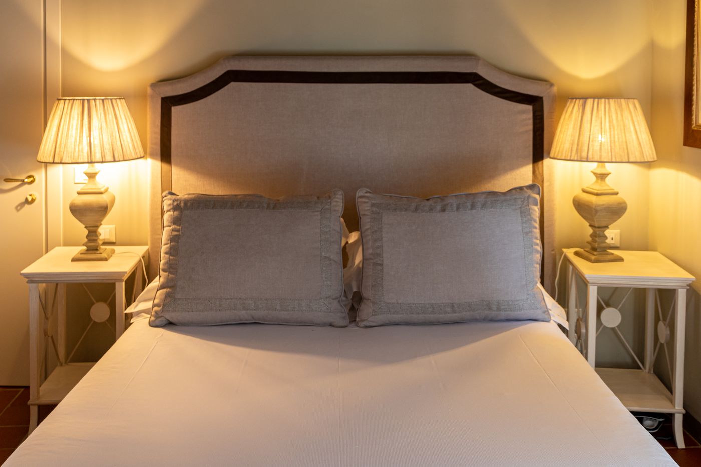 Relais-Villa-Olmo-Food-and-Wine-Resort-Room-25