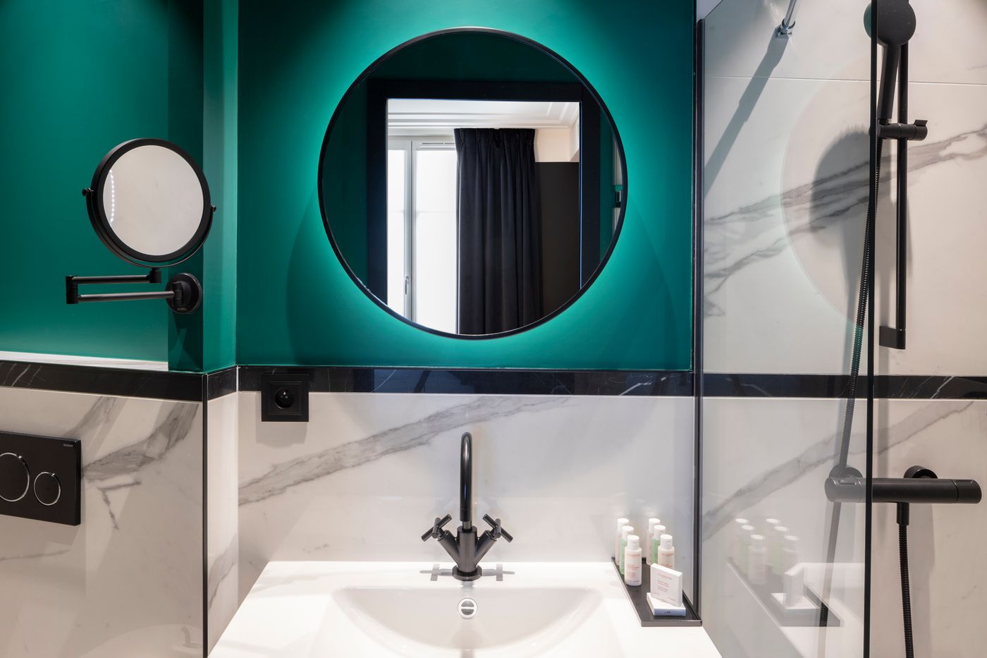 Hotel-Parisianer-Room-19