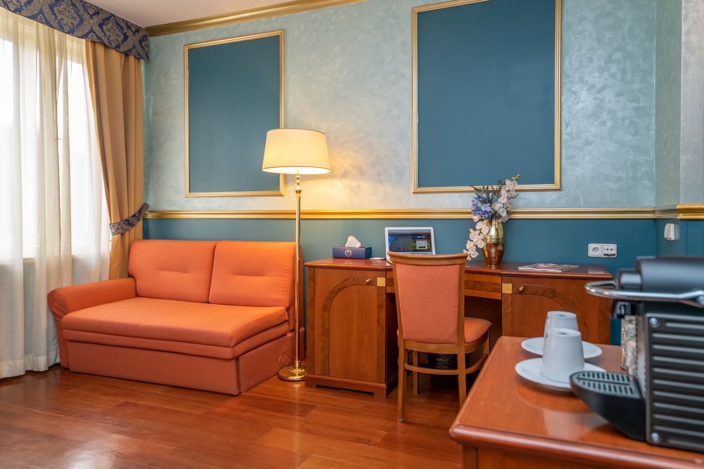 Hotel-Kinsky-Fountain-Room-32