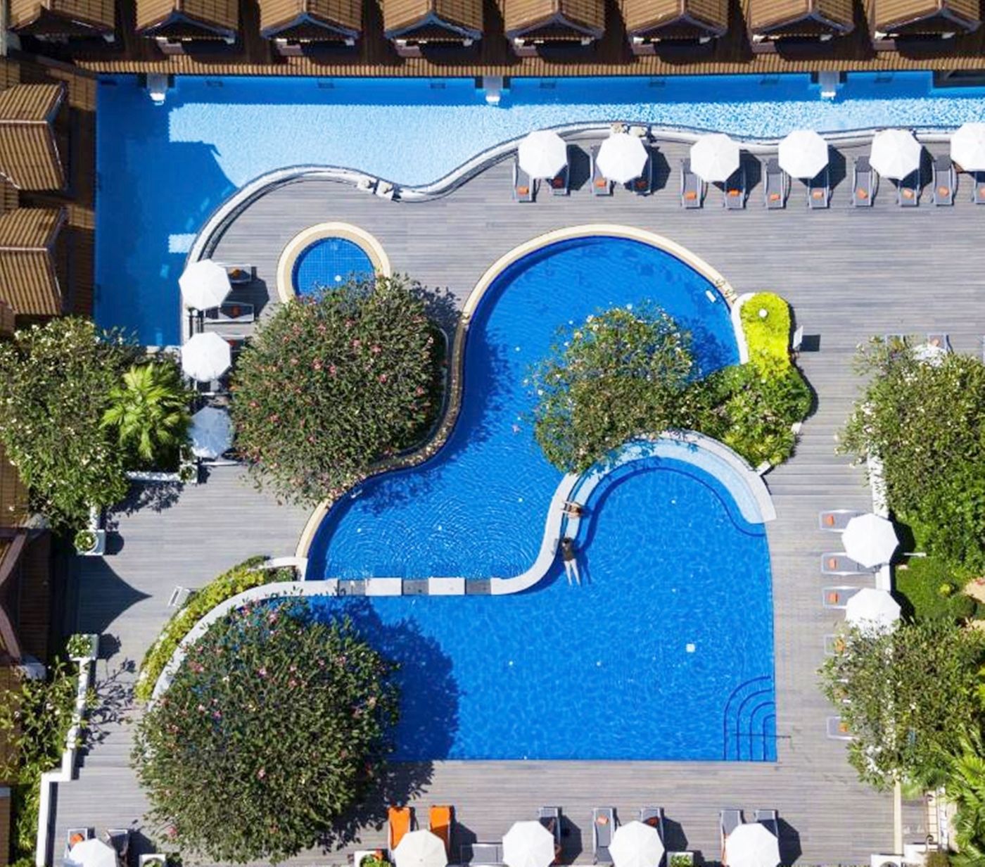 Diamond-Cottage-Resort-And-Spa-Pool-14