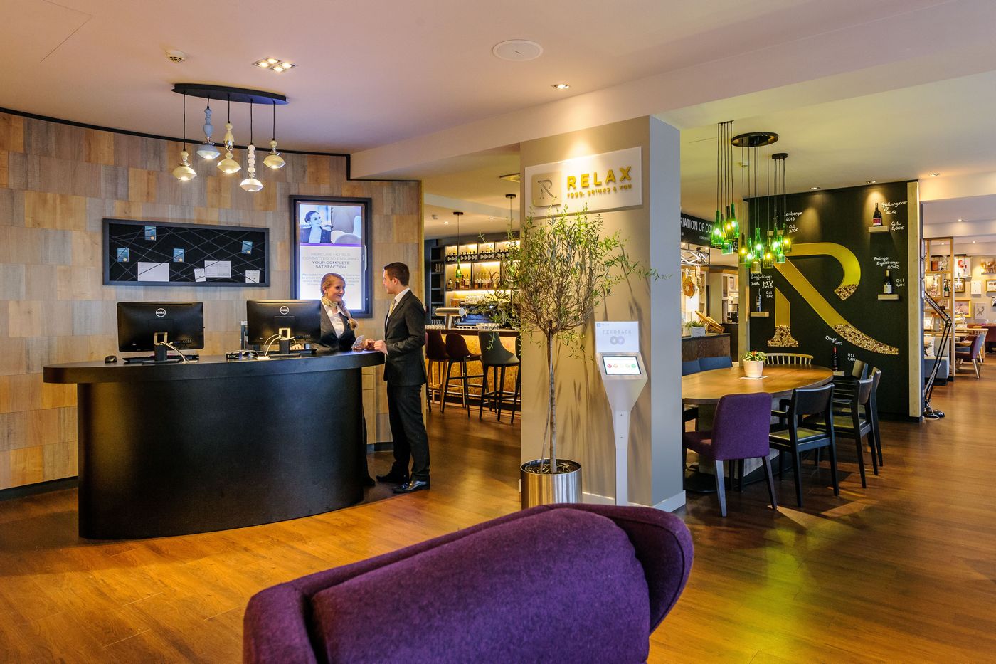 Mercure-Hotel-Muenchen-City-Center-Lobby-11