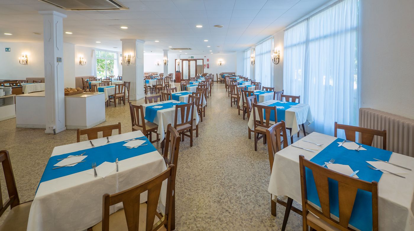 Hotel Checkin Pineda