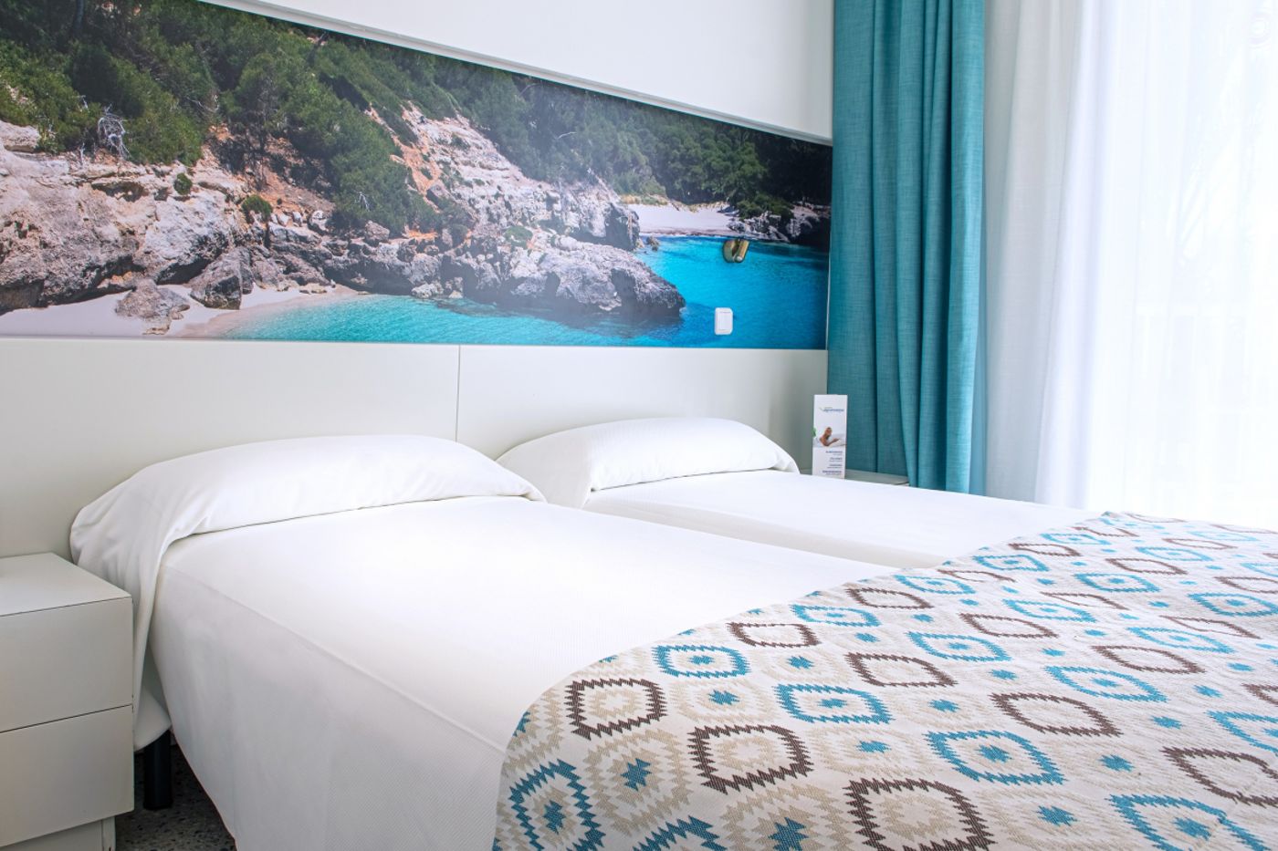 08.05.25 Club Aguamarina