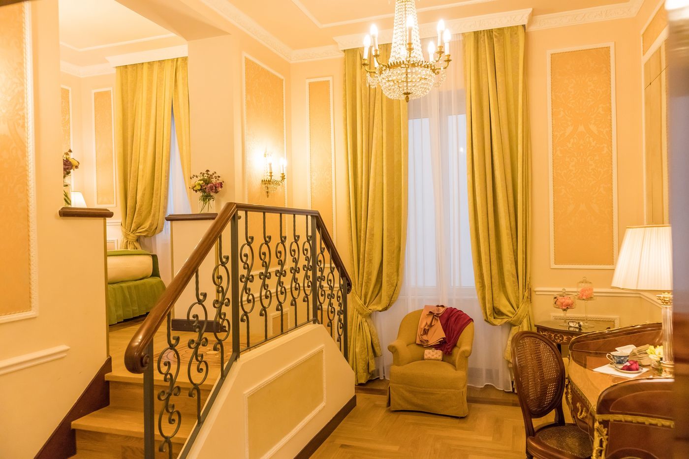 Bernini-Palace-Room-34