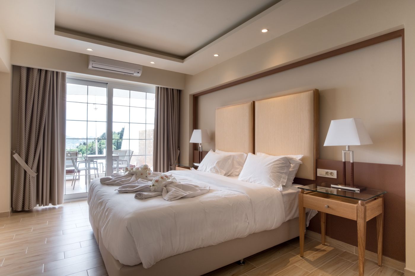 Avalon-Hotel-Room-17