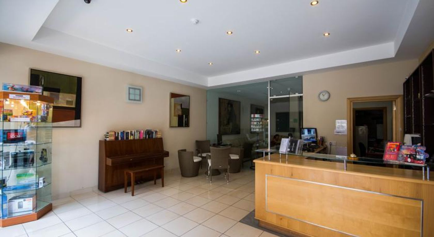 Damiani Hotel & Apartments