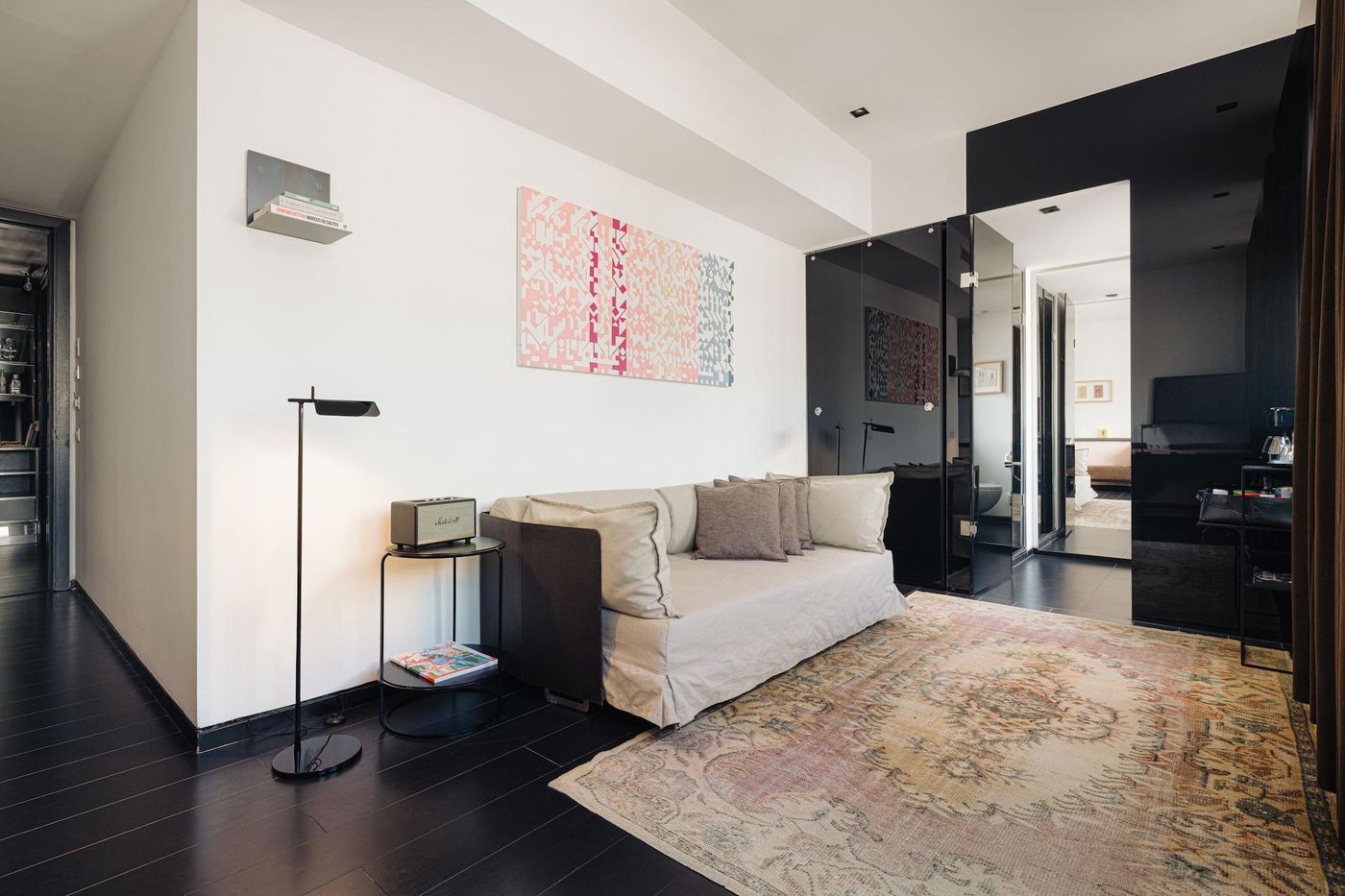 SIR-Albert-Hotel--part-of-Sircle-Collection-Room-44