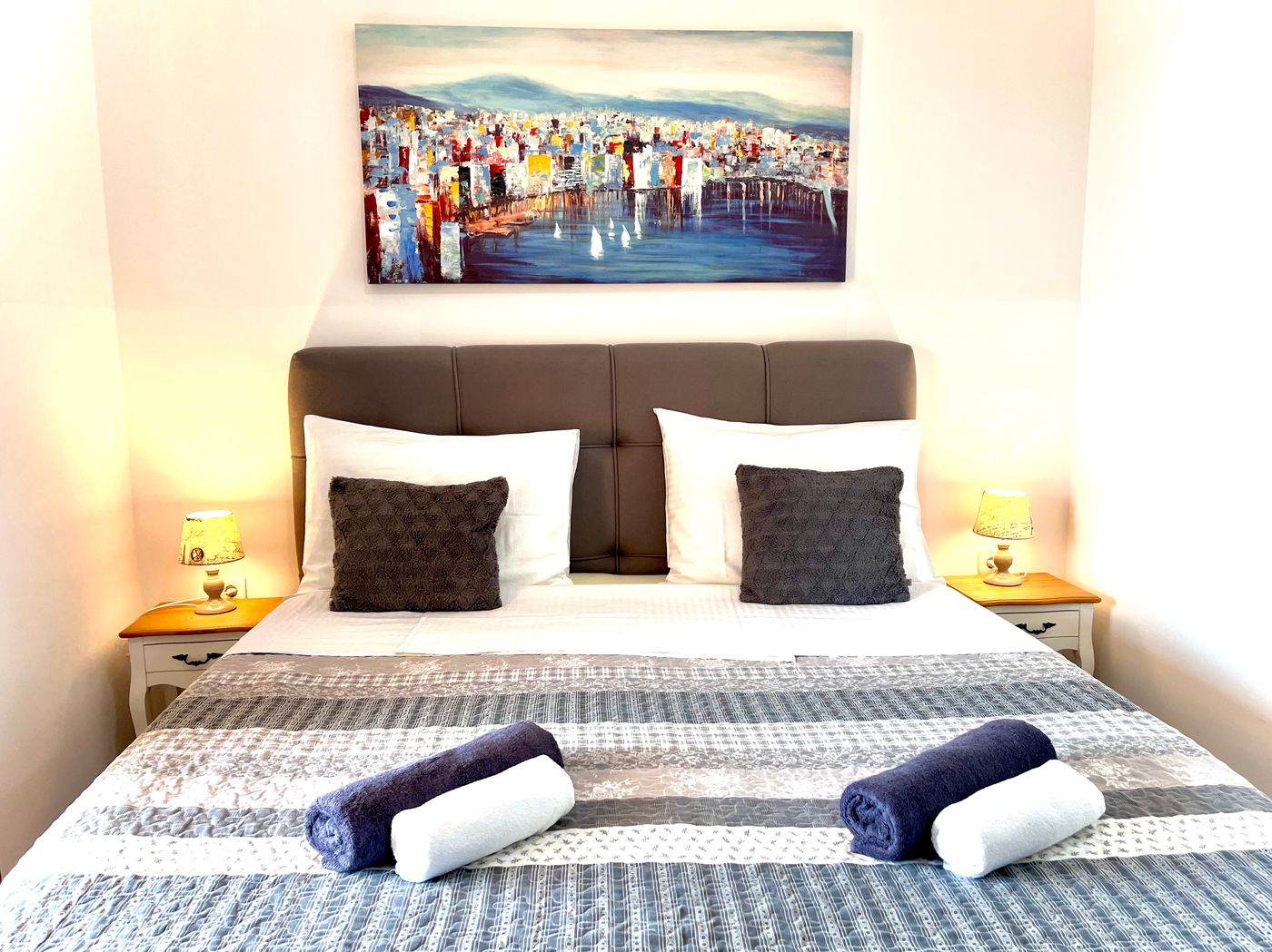 Villa-Sunset-Room-75