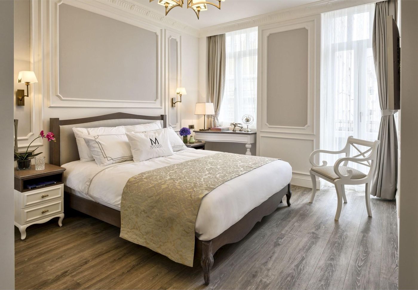 Mirrors-Hotel-Taksim-Room-11