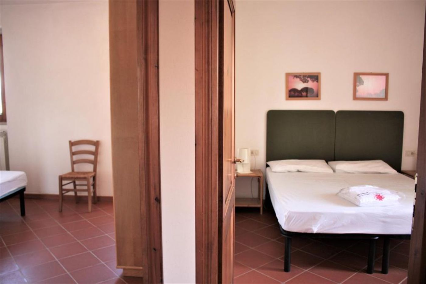 La-Canova-II-Room-21