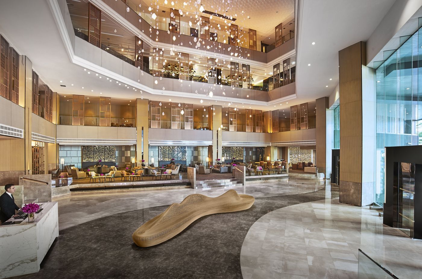 Amari-Watergate-Lobby-13