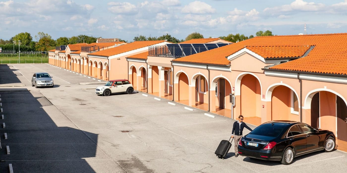 Autohotel-Venezia-Terrace-22