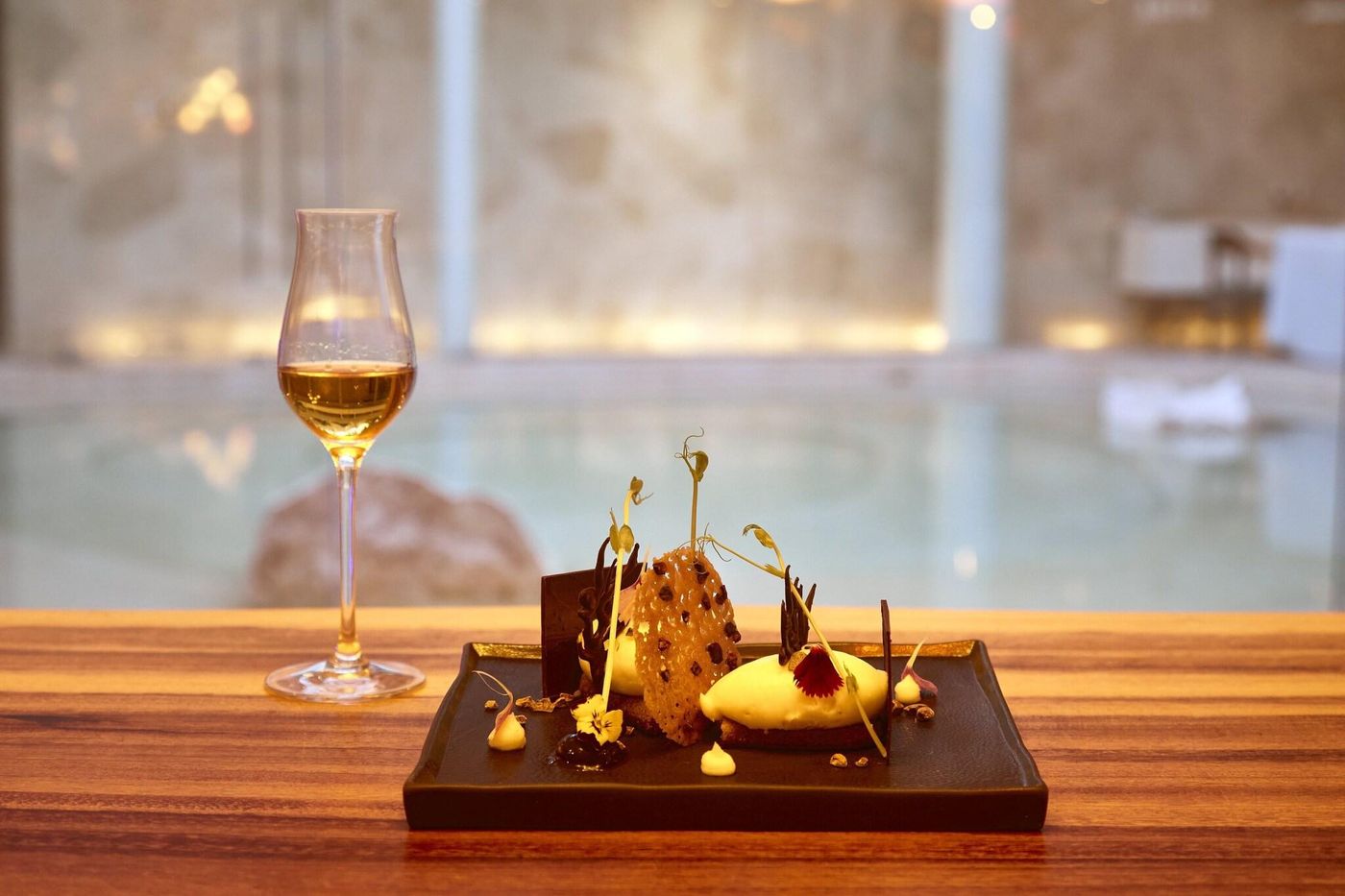 Live-Aqua-Beach-Resort-Canc----n-Restaurant-62