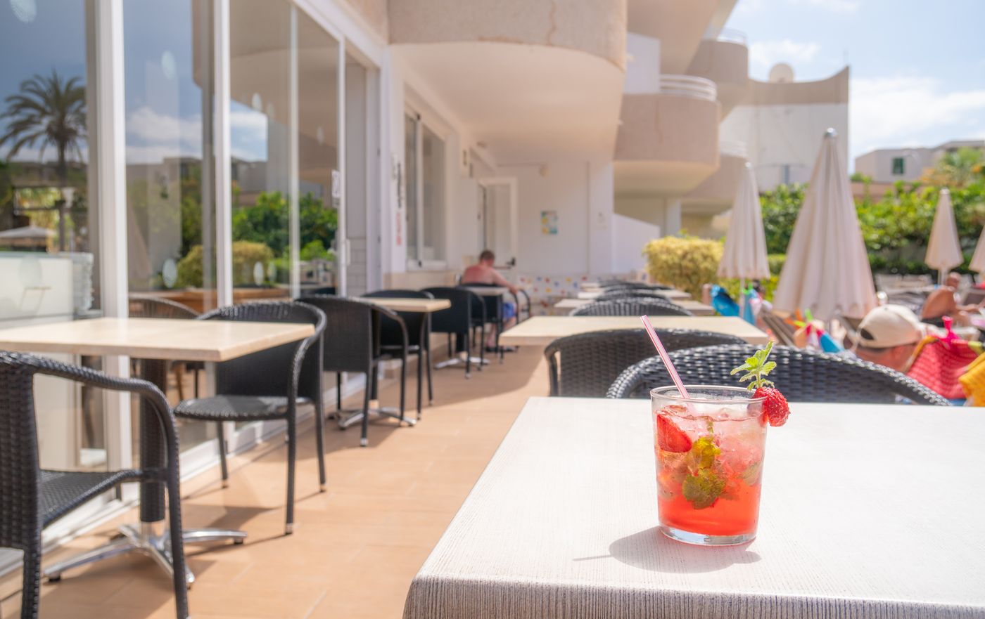 Coral-California-Terrace-10