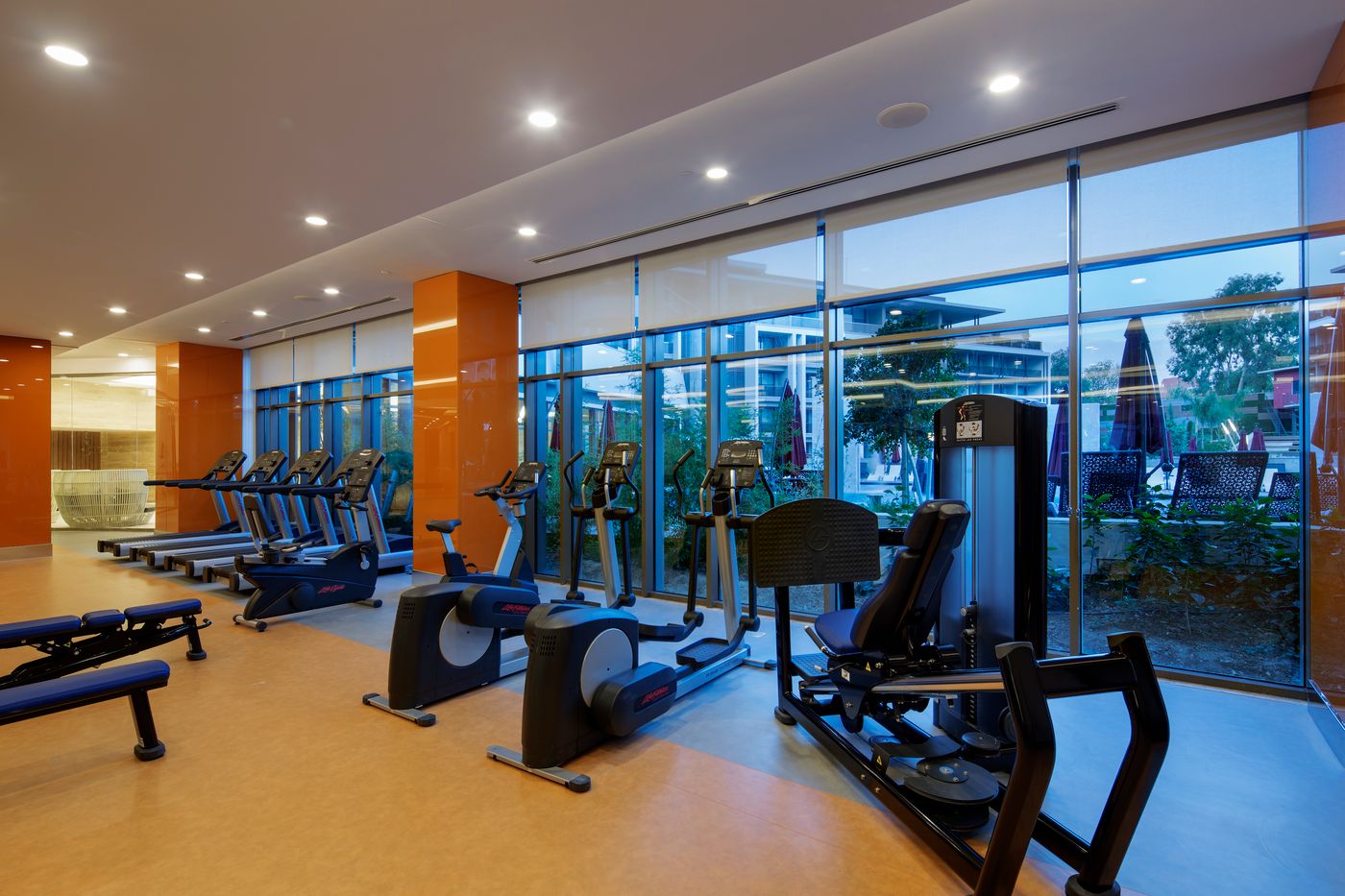 The-Sense-De-Luxe-Hotel-Sports-and-Entertainment-57