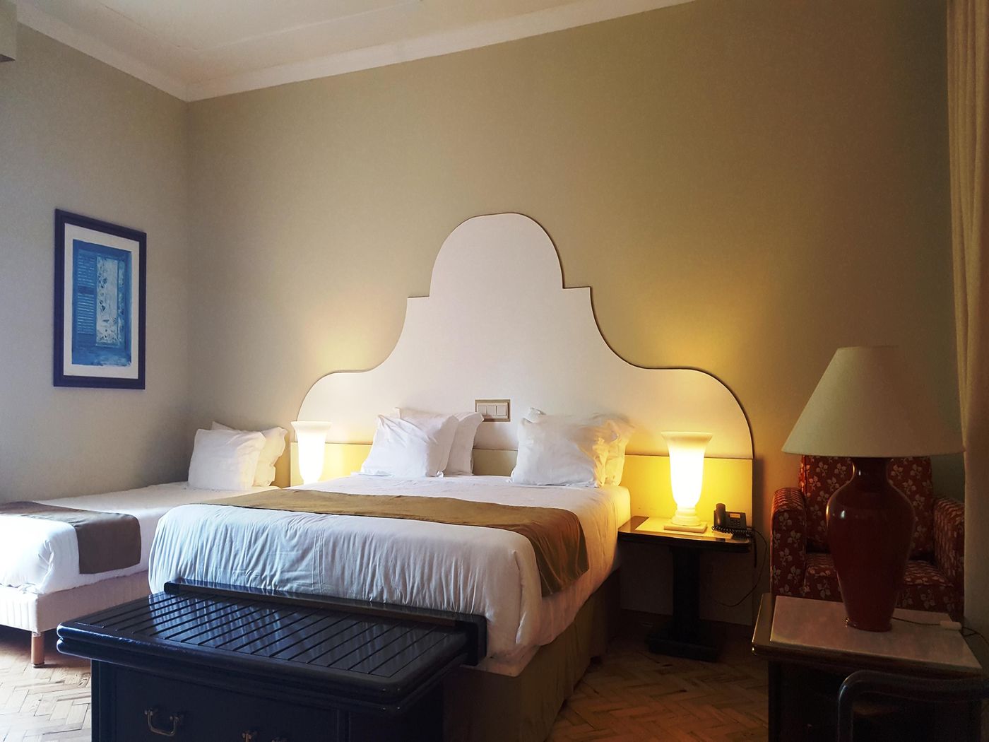 Hotel-De-Moura-Room-20