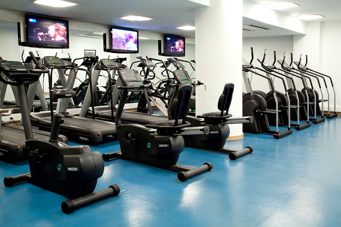 Solplay-Hotel-de-Apartamentos-Sports-and-Entertainment-43