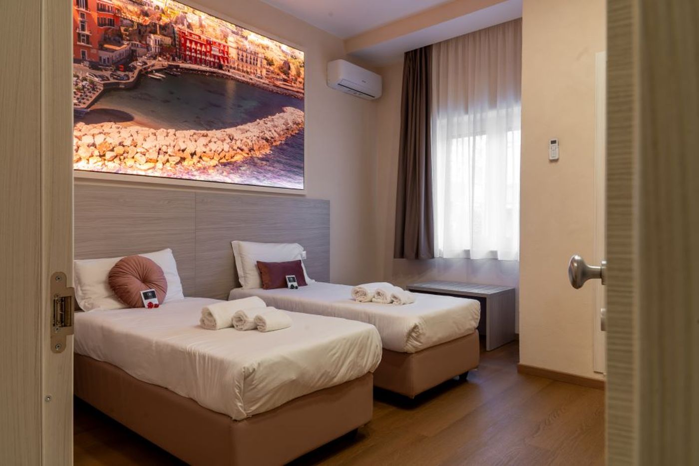 The Sun Hotel Boutique - Italy - Napes - Room - 8