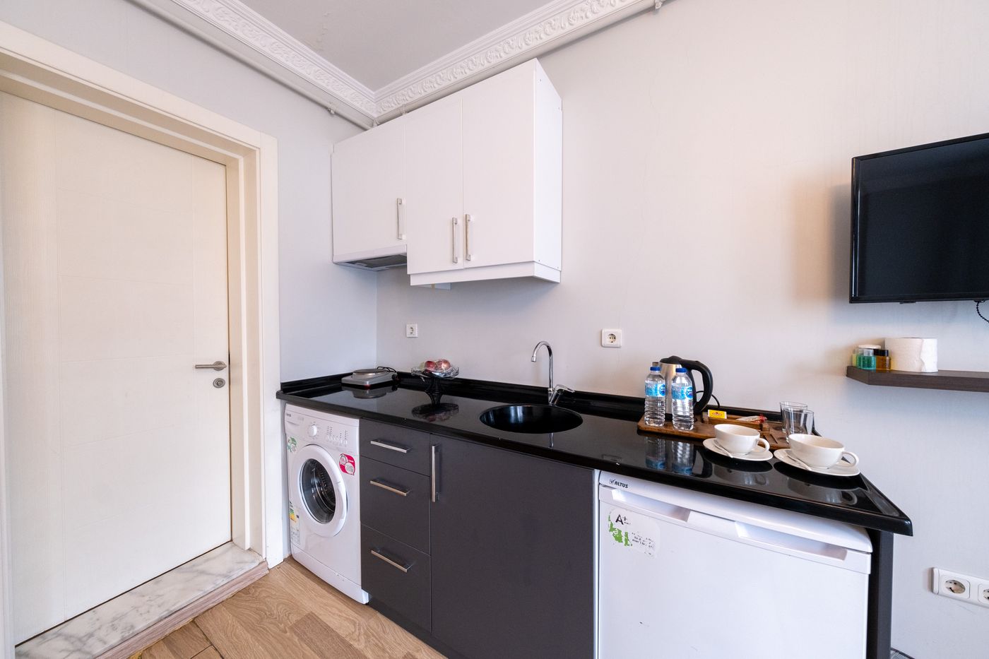 Frame-Galata-Hotel-Room-31