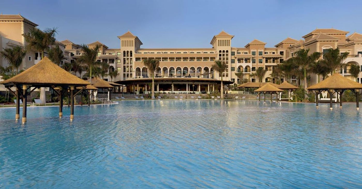 RedLevel-at-Melia-Palacio-de-Isora-General-view-5