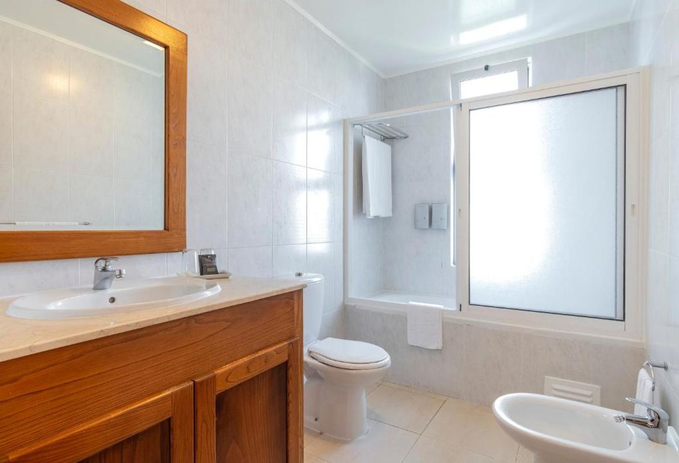 Acorsonho-Apartamentos-Turisticos-Room-11