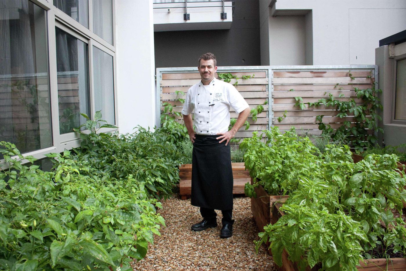 Doubletree-by-Hilton-Cape-Town-Restaurant-52