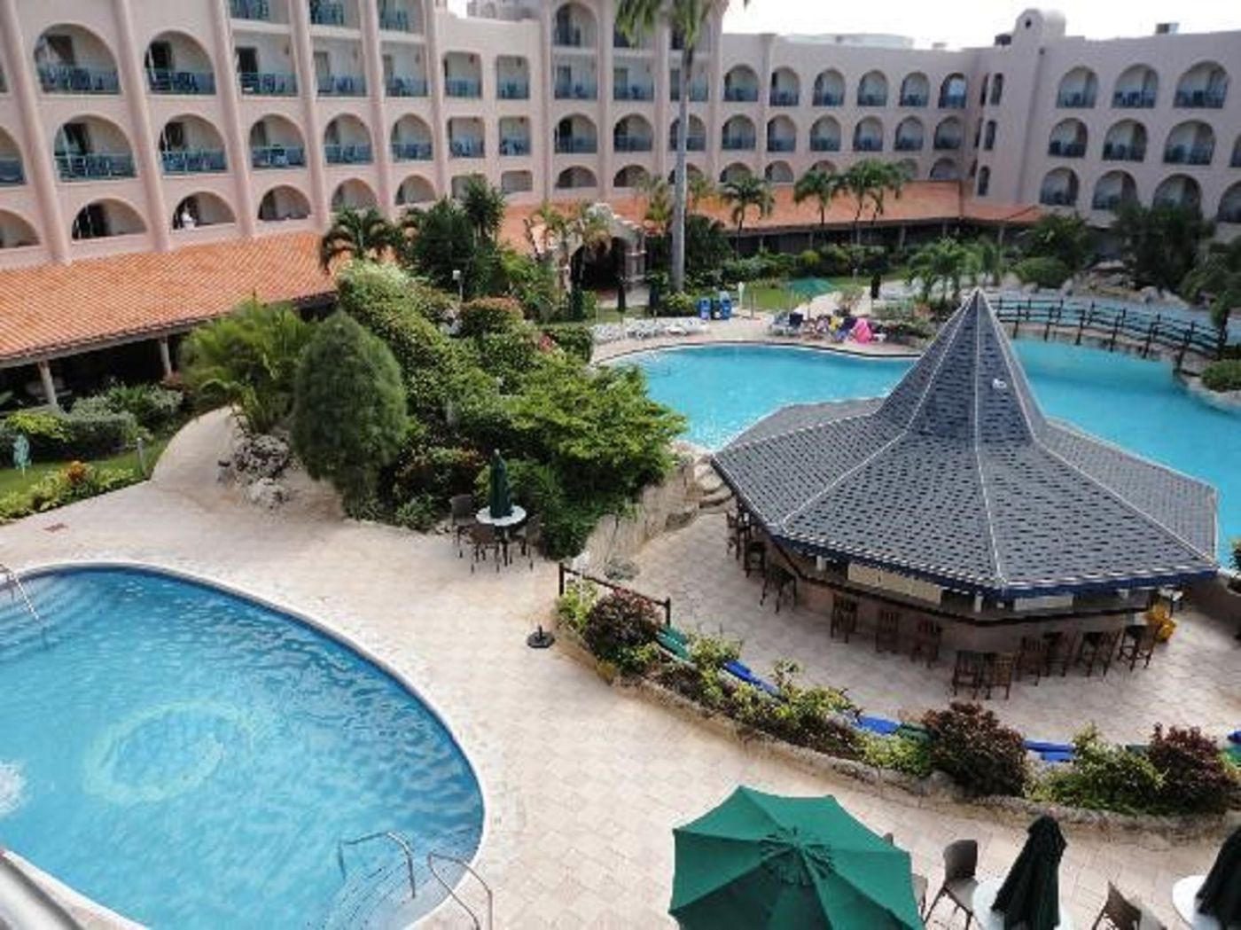 Accra-Beach-Hotel-and-Spa-Terrace-5