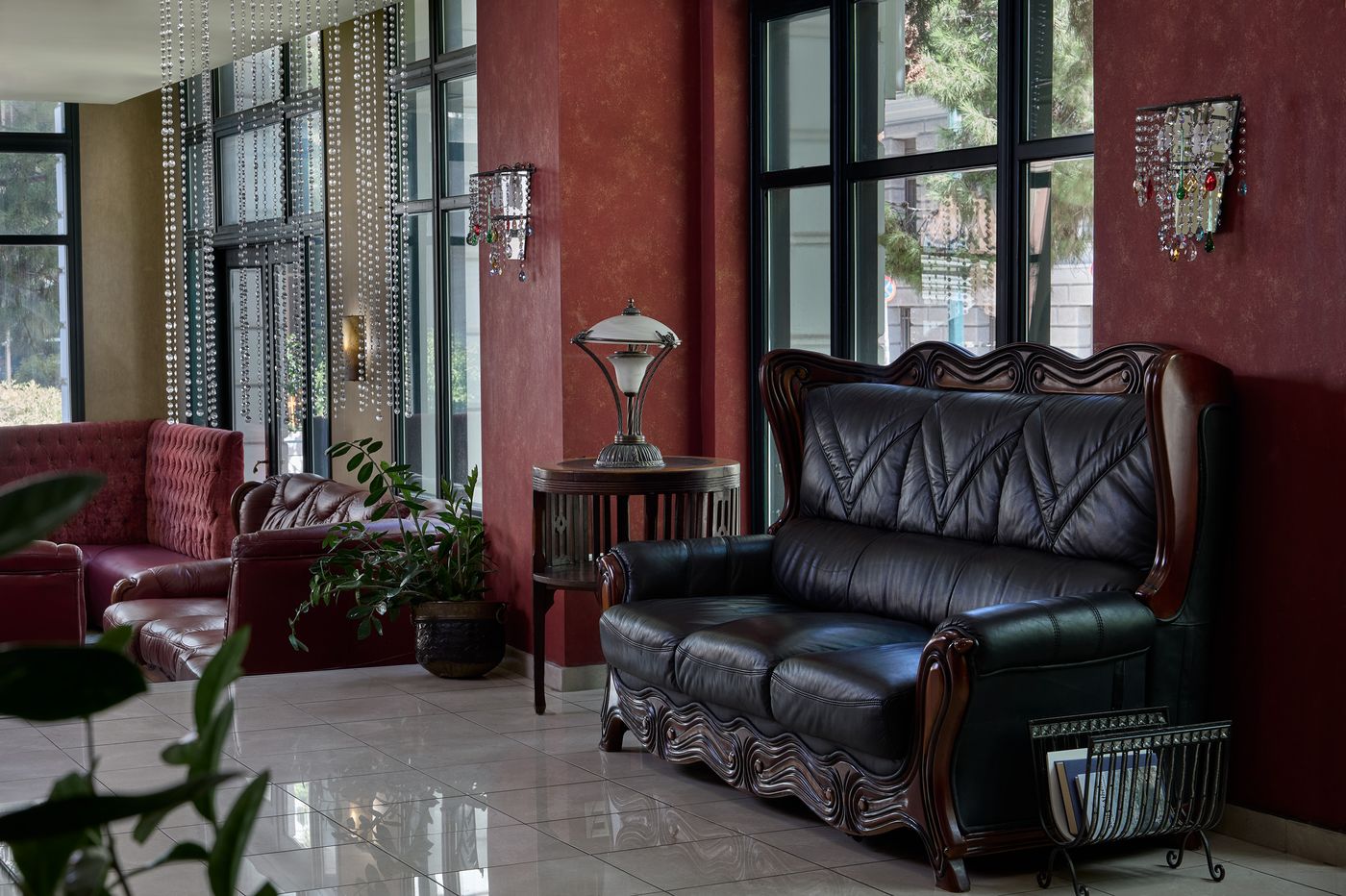 Delphi-Art-Hotel-Lobby-4