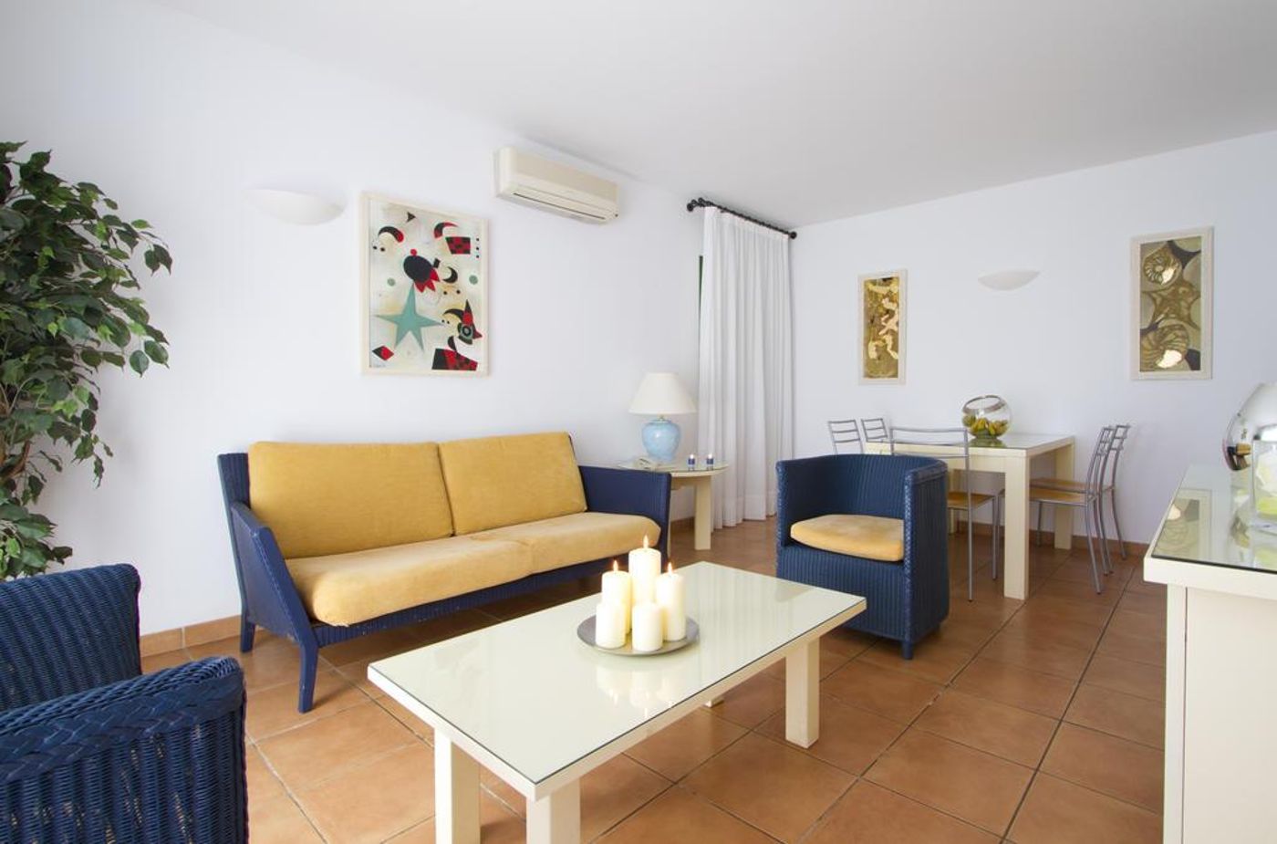 Velazquez-General-view-16