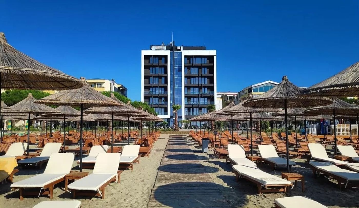 Supreme Hotel & Spa 17.12.25