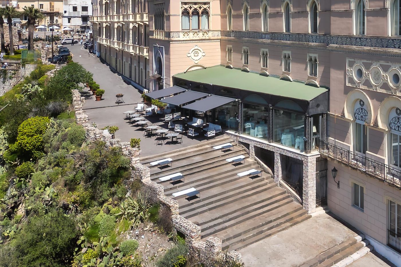 Excelsior-Palace-Bar-8