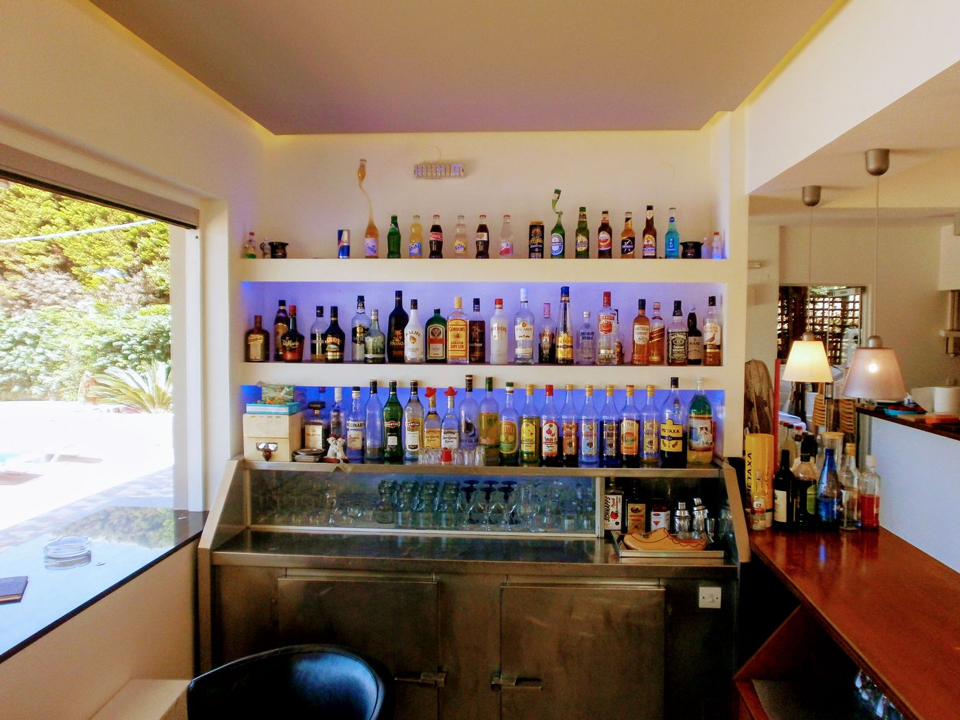 Iraklis-Apartments---Studios-Bar-56