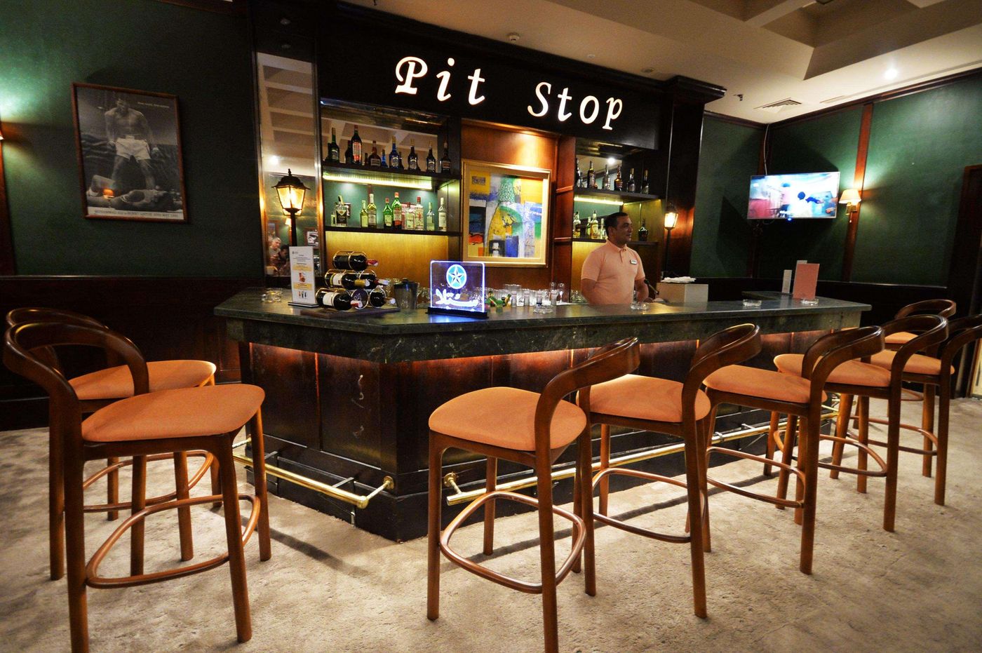 Aurora-Oriental-Resort-Bar-33