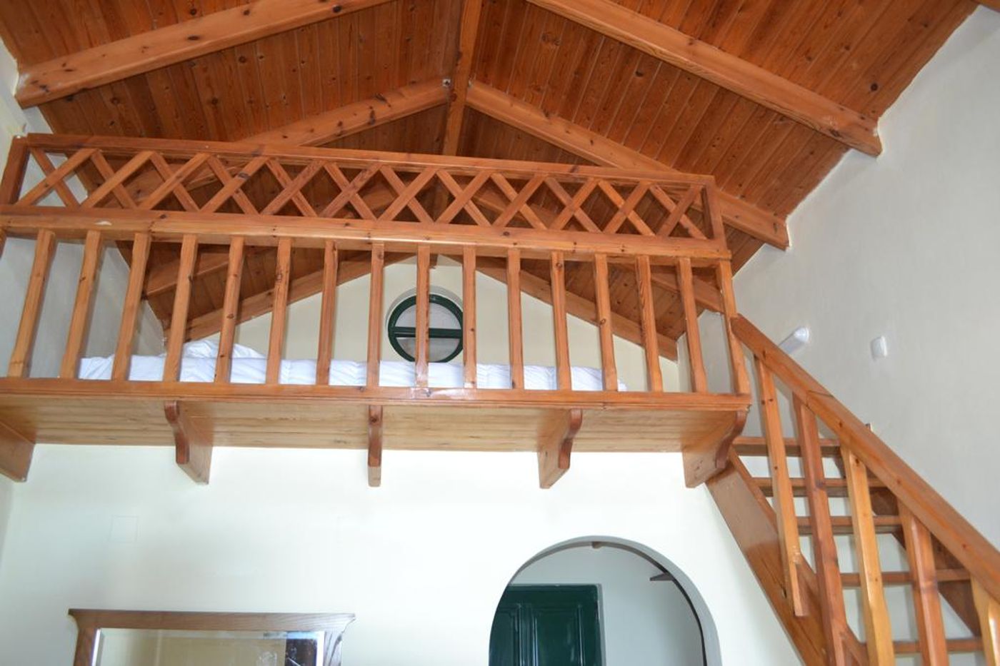 Diogenis-Blue-Palace-Room-39